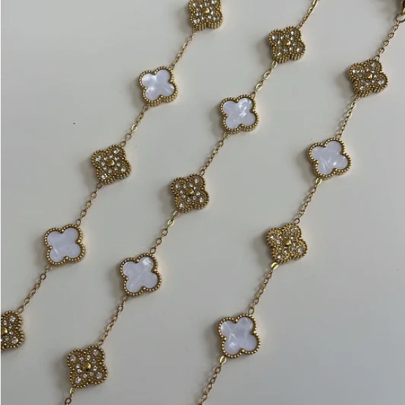 Lucky Clover Bracelet For Women Stainless Steel - Picture 2 of 2